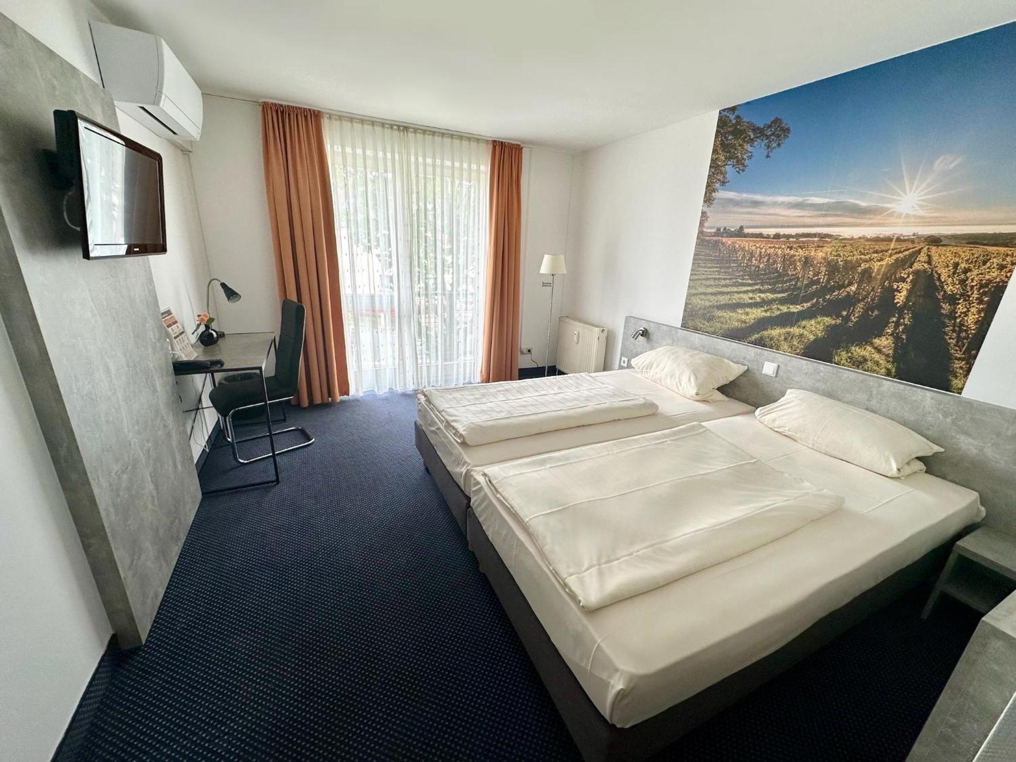 וורמס Asgard Hotel מראה חיצוני תמונה