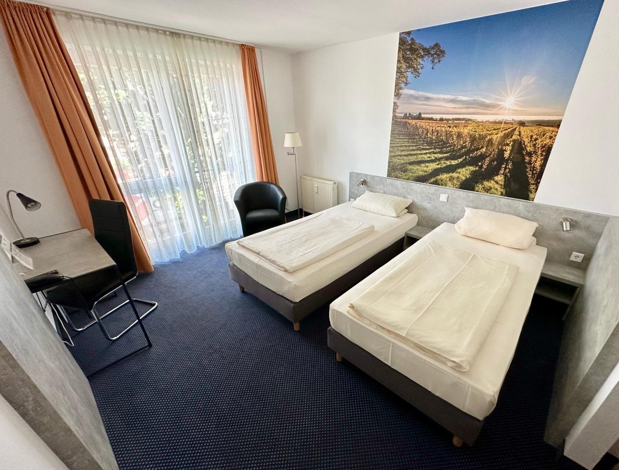 וורמס Asgard Hotel מראה חיצוני תמונה